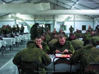 СОЛДАТА В ПОЛЕ НАКОРМЯТ ВВОЛЮ