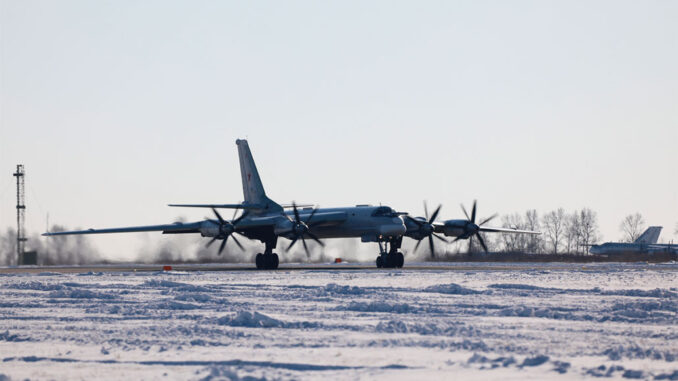 Стратегический ракетоносец Ту-95МС. Фото Минобороны РФ.